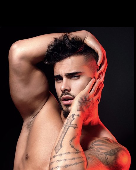 Alexis Descalzo castro free star image