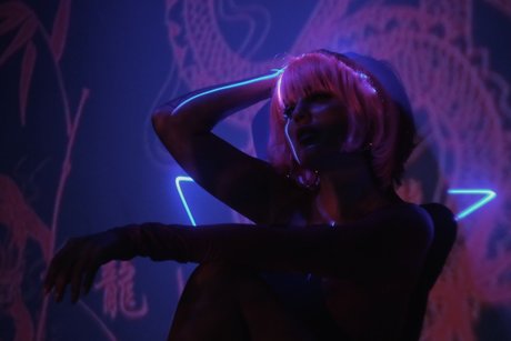 Nita Mos beautiful actress pics