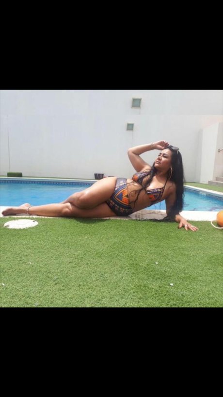 Nisa k Charma perfect actress images