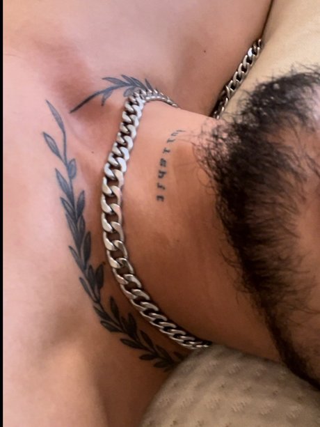 Nirk_ model xxx pics