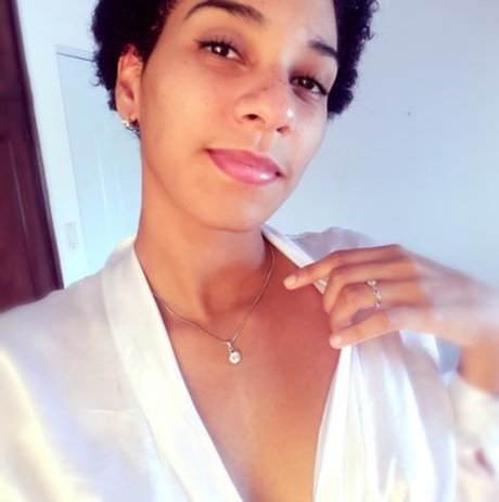 NinaLifeOf star exclusive pic