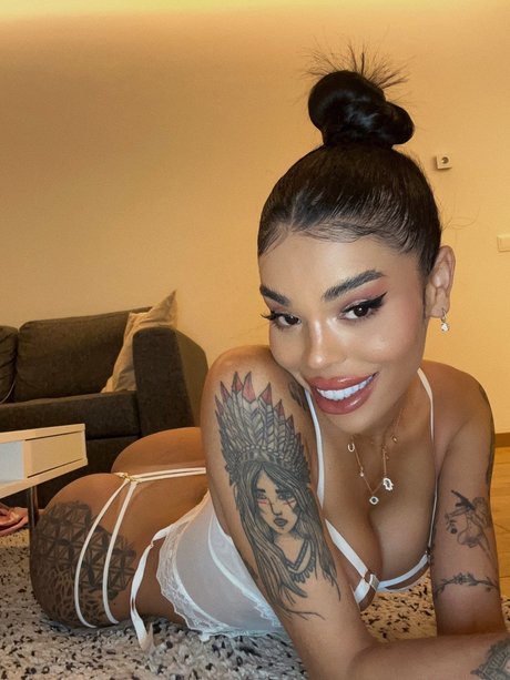 Naughty_ beautiful model galleries