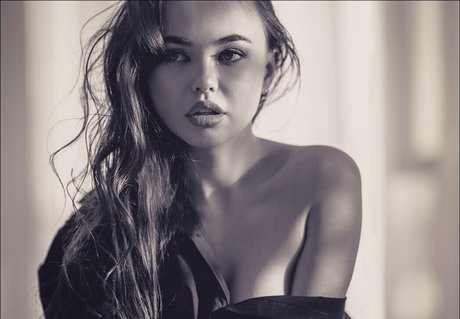 tits and ass onlyfans nude images