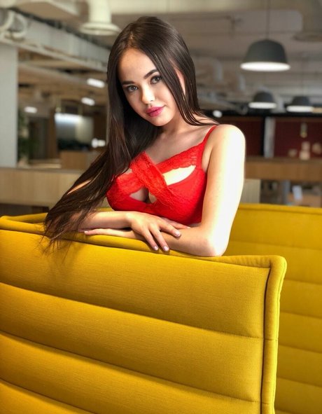 xlimonade nudes model image