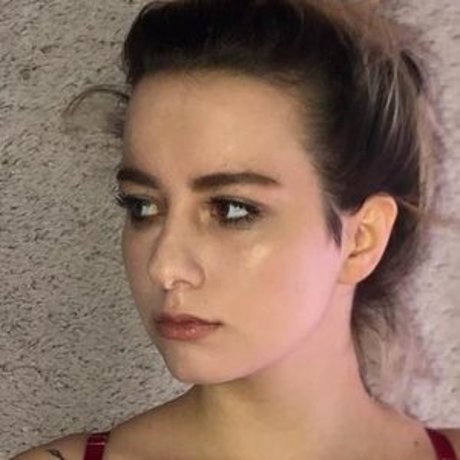 Suzana Zvonar exclusive model images