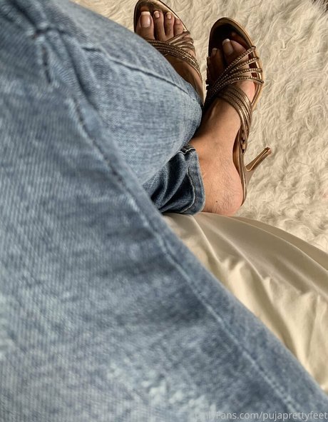 pujaprettyfeet star pornographic photo