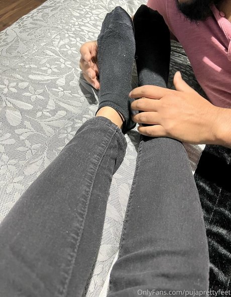 pujaprettyfeet model erotic photos