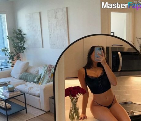 Olivia Mogan free actress photos