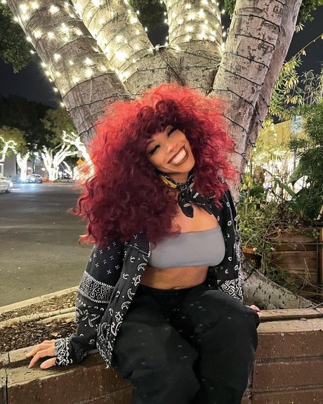 Kiera Please porn actress photos