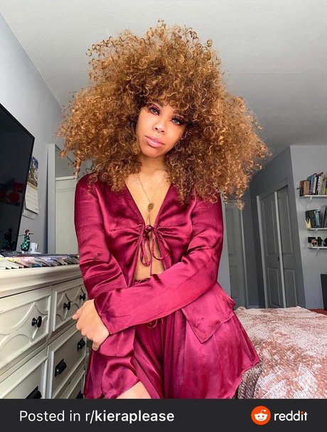 Kiera Please model high quality image