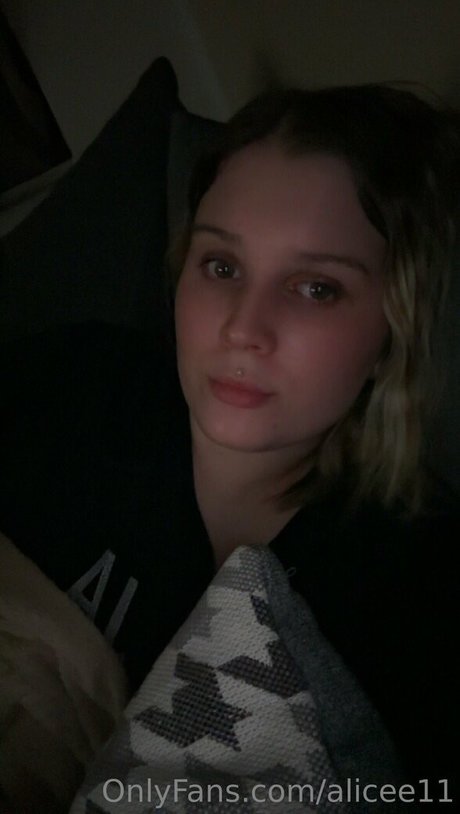alicee11 free model gallery