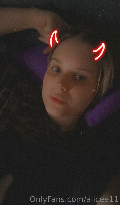 alicee11 star nude picture