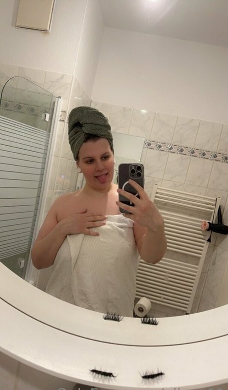 alicee11 Profile Photo