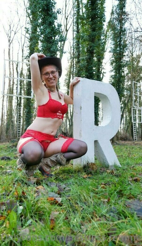 mistress remmel hot model pictures