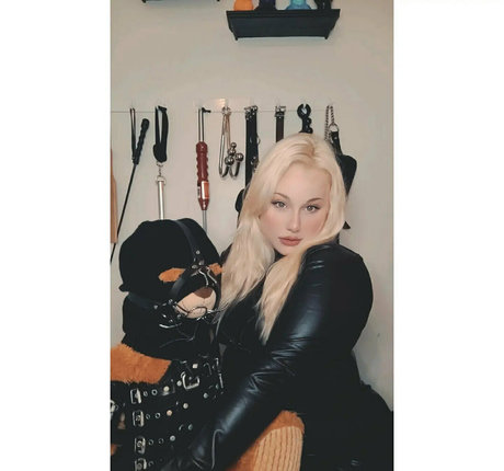 p enrose top model pic