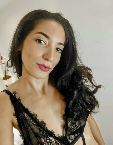 marisemwell pretty model photo