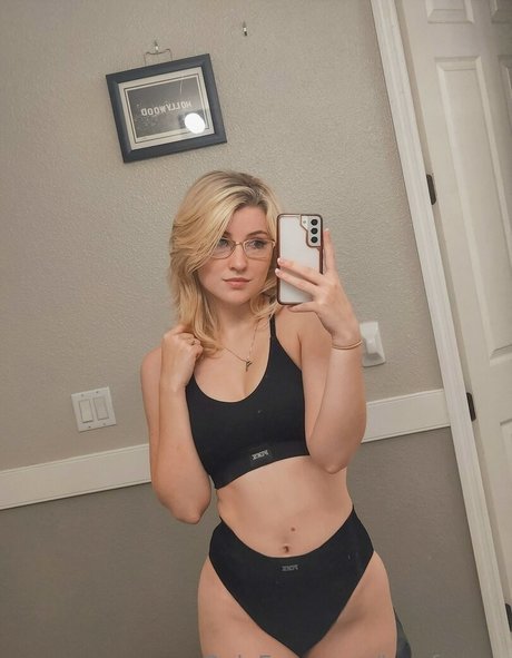 big tits blonde onlyfans sex pics