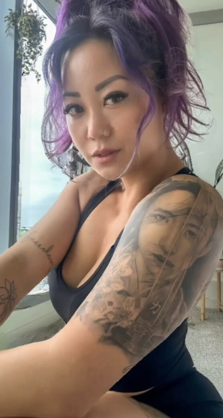 Cynthia Leu high quality pornstar images