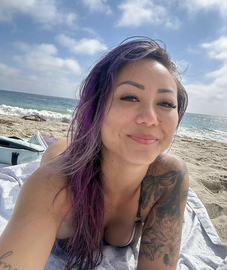 Cynthia Leu pornstar images