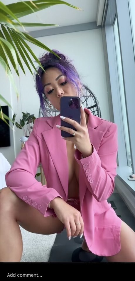 Cynthia Leu beautiful actress pic