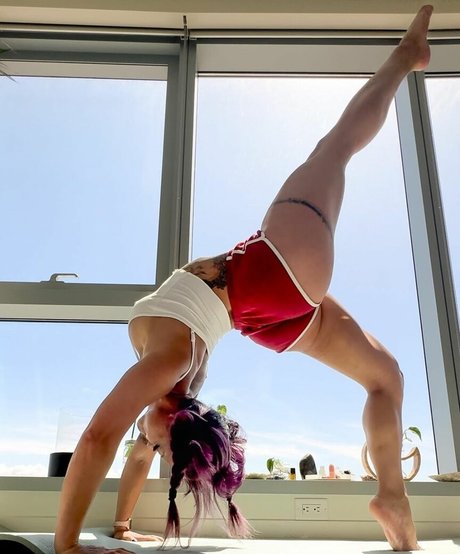 Cynthia Leu perfect model photo