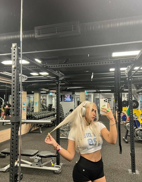 Demisux model porn img