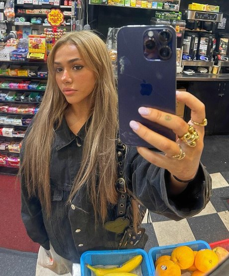 Demisux nice star pictures