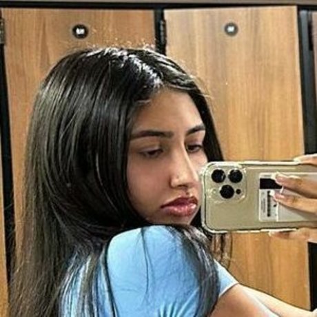 Kareena Bachra pornstar erotic photos