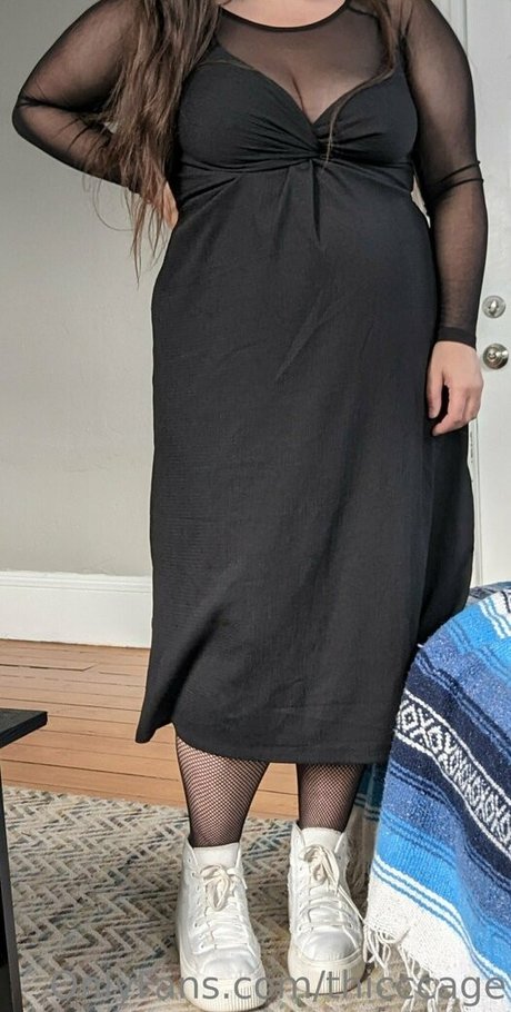 thicccage high quality actress photo