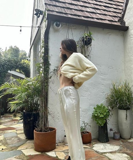 Scout LaRue Willis exclusive pornstar pictures