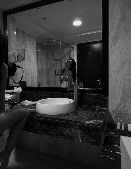 Anastasia Steklova naked model images