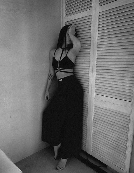 asshole onlyfans pretty pic