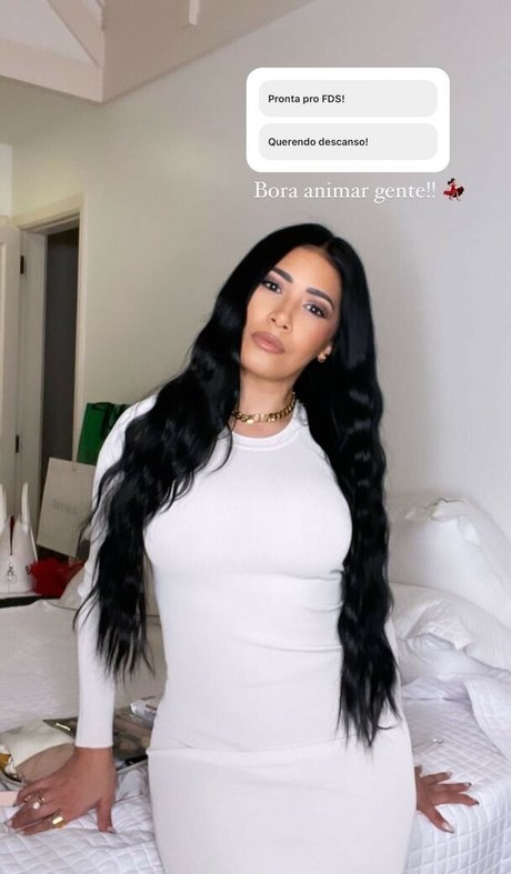 Simone E Simaria model art images