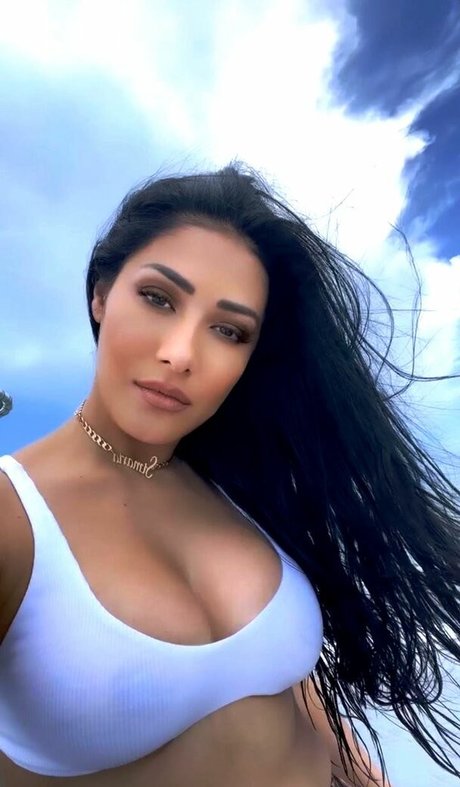 Simone E Simaria pornstar erotic picture