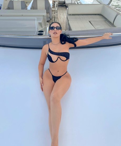 Simone E Simaria star img