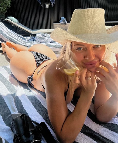 Erna Husko beautiful model picture