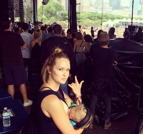 Kaylee DeFer pretty actress galleries