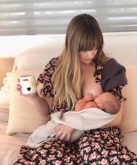 Kaylee DeFer xxx model pictures