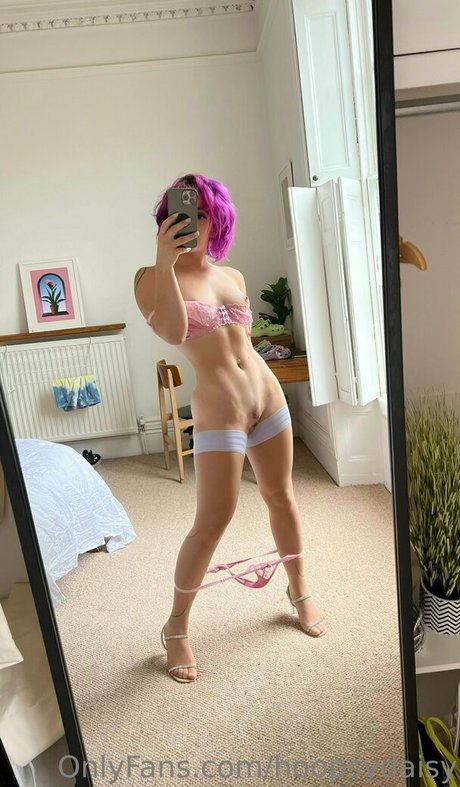 Hoopsydaisy nude pornstar archive
