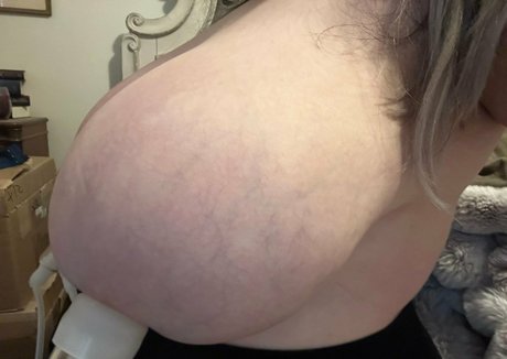 bustyvicky38 star nude pics