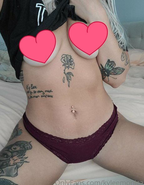 Kyleemonica perfect actress img