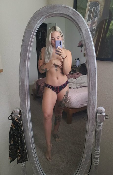 Kyleemonica star naked photos