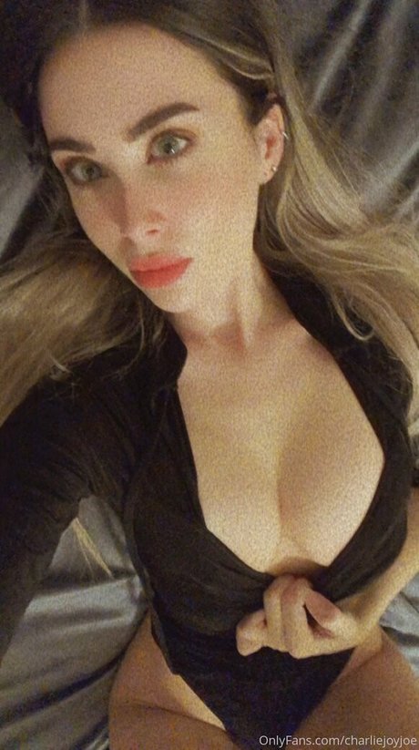 charliejoyjoe star exclusive images