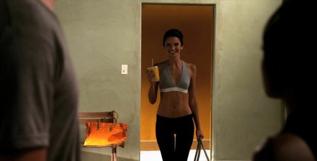 Alice Greczyn Photo Gallery