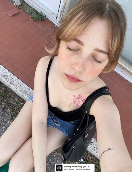 blonde babe onlyfans hot sex pictures