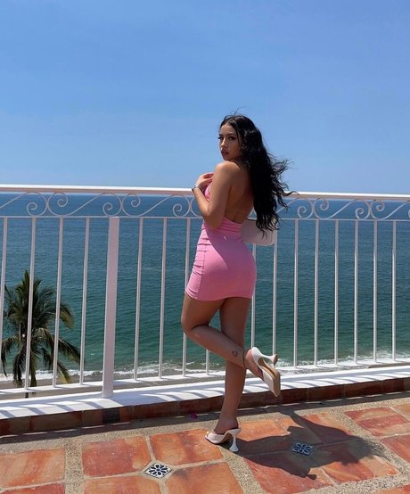 big tits blonde onlyfans porno photo