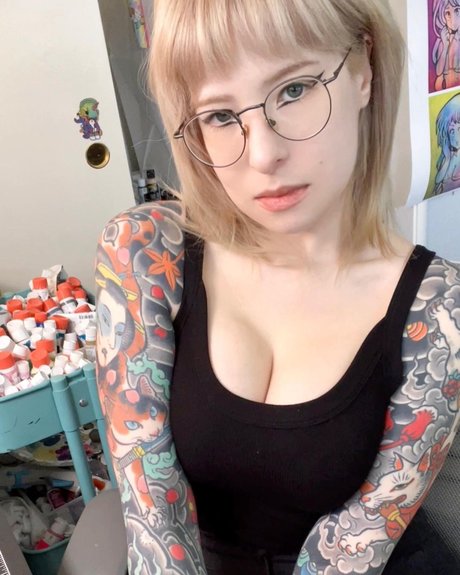 Candie Bolton best model photos