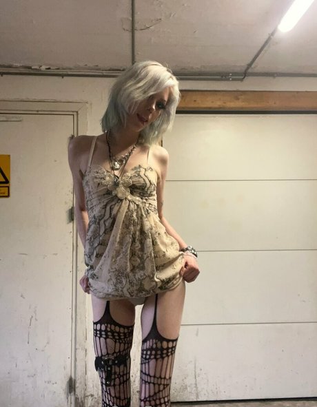 schnitzelbby model sex pics