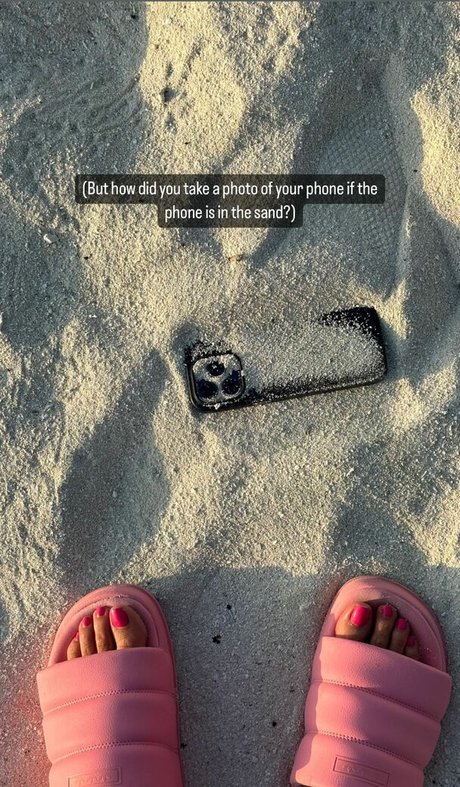 lesbian massage onlyfans naked image