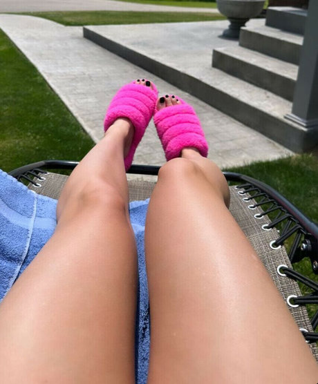 big tits blonde onlyfans naked pictures